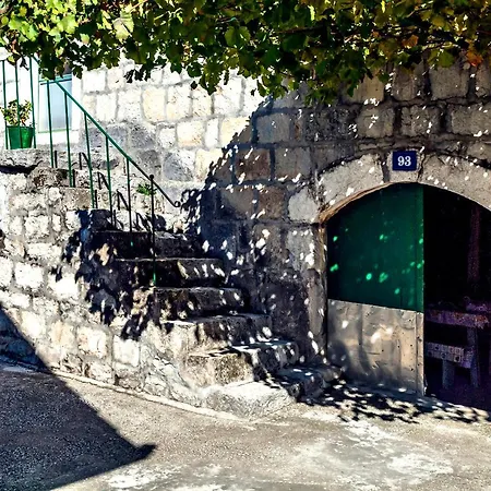 House Brstilo 別荘 Svinišće